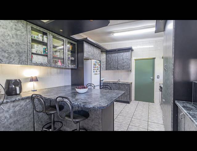 5.90HA FARM FOR SALE IN TIERFONTEIN AH